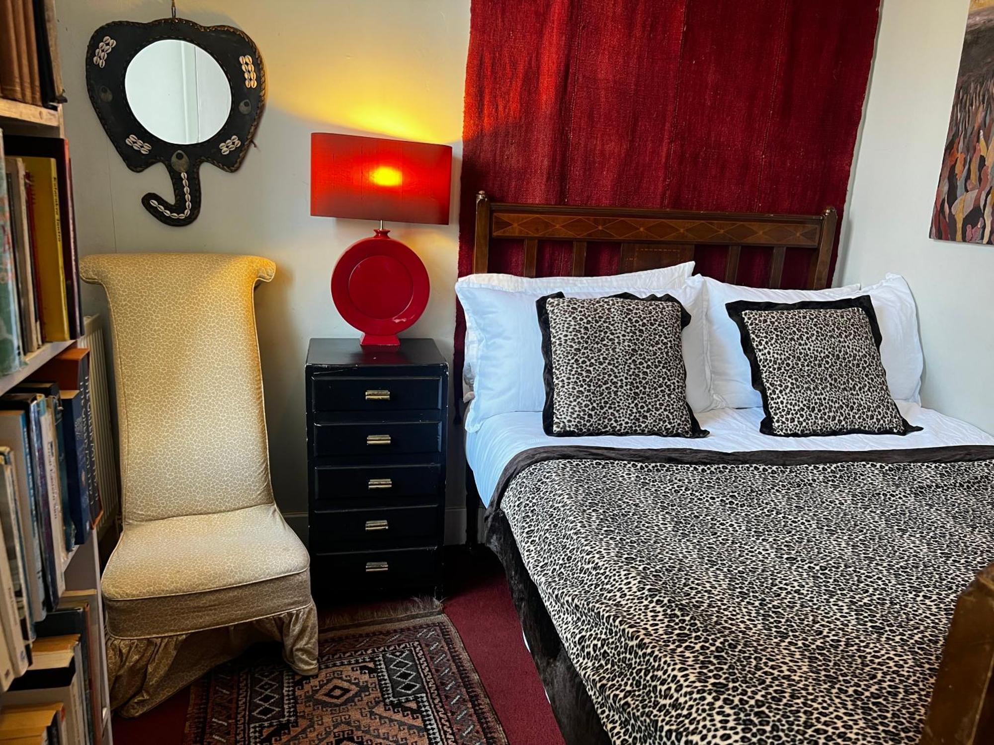 Central Apartment With Parking, Original Art And Antiques EDI Eksteriør bilde