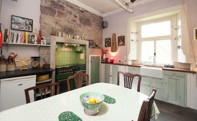 Central Apartment With Parking, Original Art And Antiques EDI Eksteriør bilde